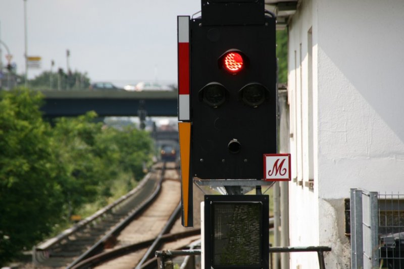 Am S-Bahnhof Friedenau