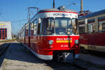 Von der Steuerwagenseite (ES 22.233), der vierachsige Elektrotriebwagen ET 22.133 (B4 ET 9481 4942 000-0) ex KFBE 1288, ex KVB 1003, ist gekuppelt mit dem vierachsigen Steuerwagen ES 22.233, ex KFBE