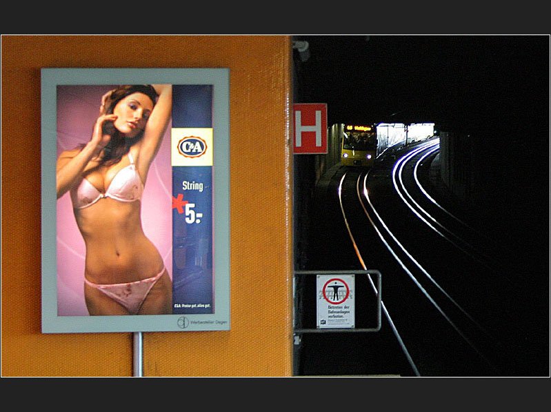 Werbung im �ffentlichen Nahverkehr. (Matthias)